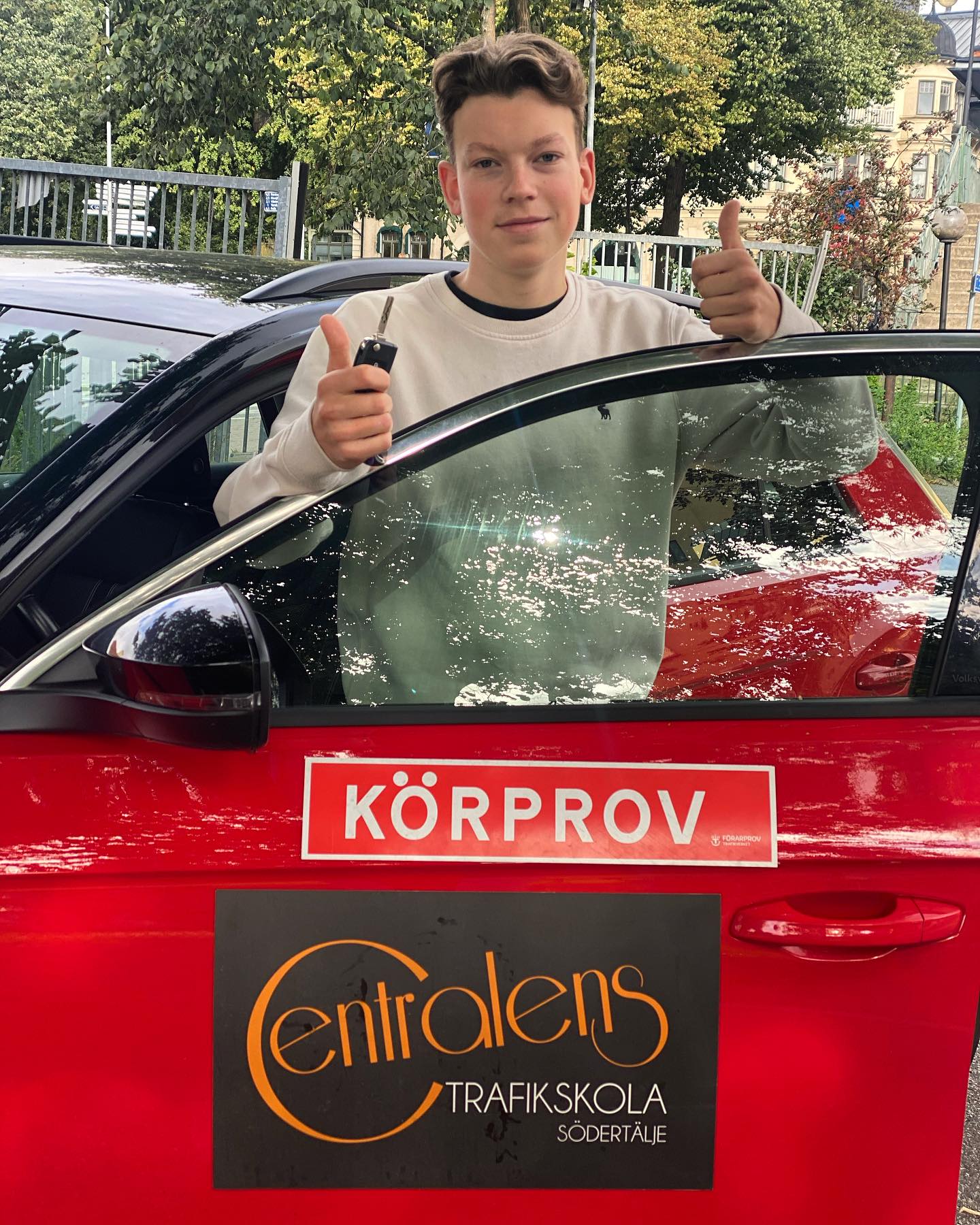 Teorikurs S dert lje K rkortsteori Centralens Trafikskola teorikurs-s-dert-lje-k-rkortsteori-centralens-trafikskola